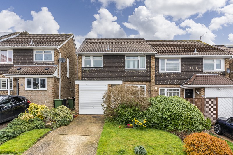 Pallot Close, Bursledon, Southampton, Hampshire. SO31 8FR