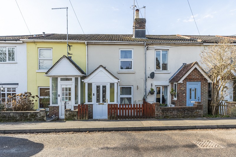 Woolston Road, Netley Abbey, Southampton, Hampshire. SO31 5FN