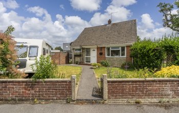 Brook Close, Sarisbury Green, Southampton, Hampshire. SO31 7DW