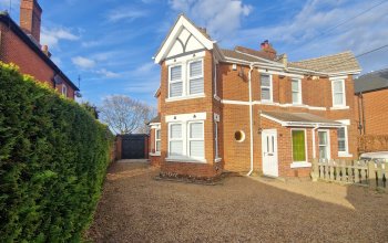 Station Road, Netley Abbey, Southampton, Hampshire. SO31 5AH
