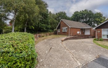 Forge Close, Bursledon, Southampton, Hampshire. SO31 8GR