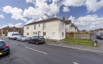 34 Peveril Road, Southampton, Hampshire. SO19 2DN
