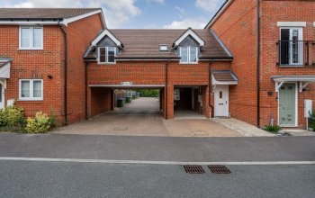 Cavendish Drive, Locks Heath, Southampton. SO31 6BP