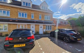 Sartoris Close, Warsash, Southampton, Hampshire. SO31 9EW