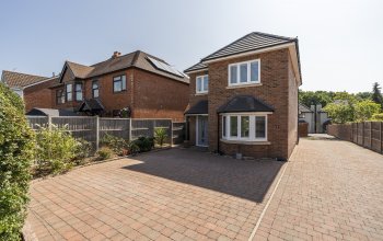 Fleet End Road, Warsash, Southampton, Hampshire. SO31 9JH